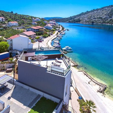 Beachfront Luxury Villa Vinišće Dış mekan fotoğraf
