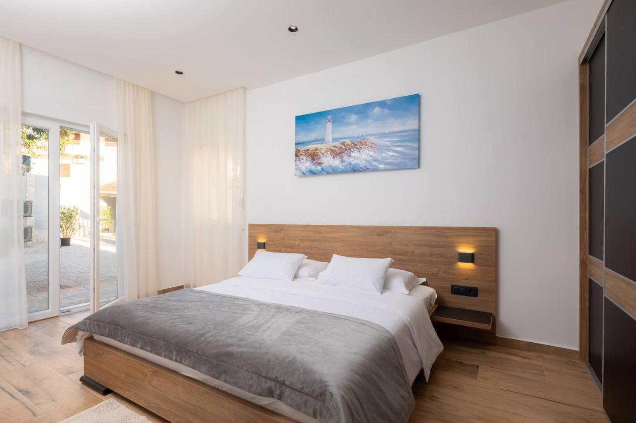Beachfront Luxury Villa Vinišće Dış mekan fotoğraf