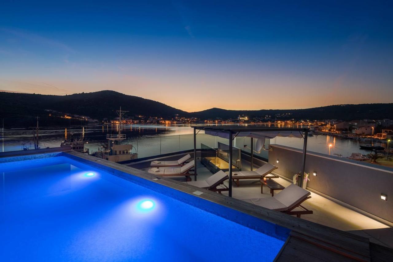 Beachfront Luxury Villa Vinišće Dış mekan fotoğraf