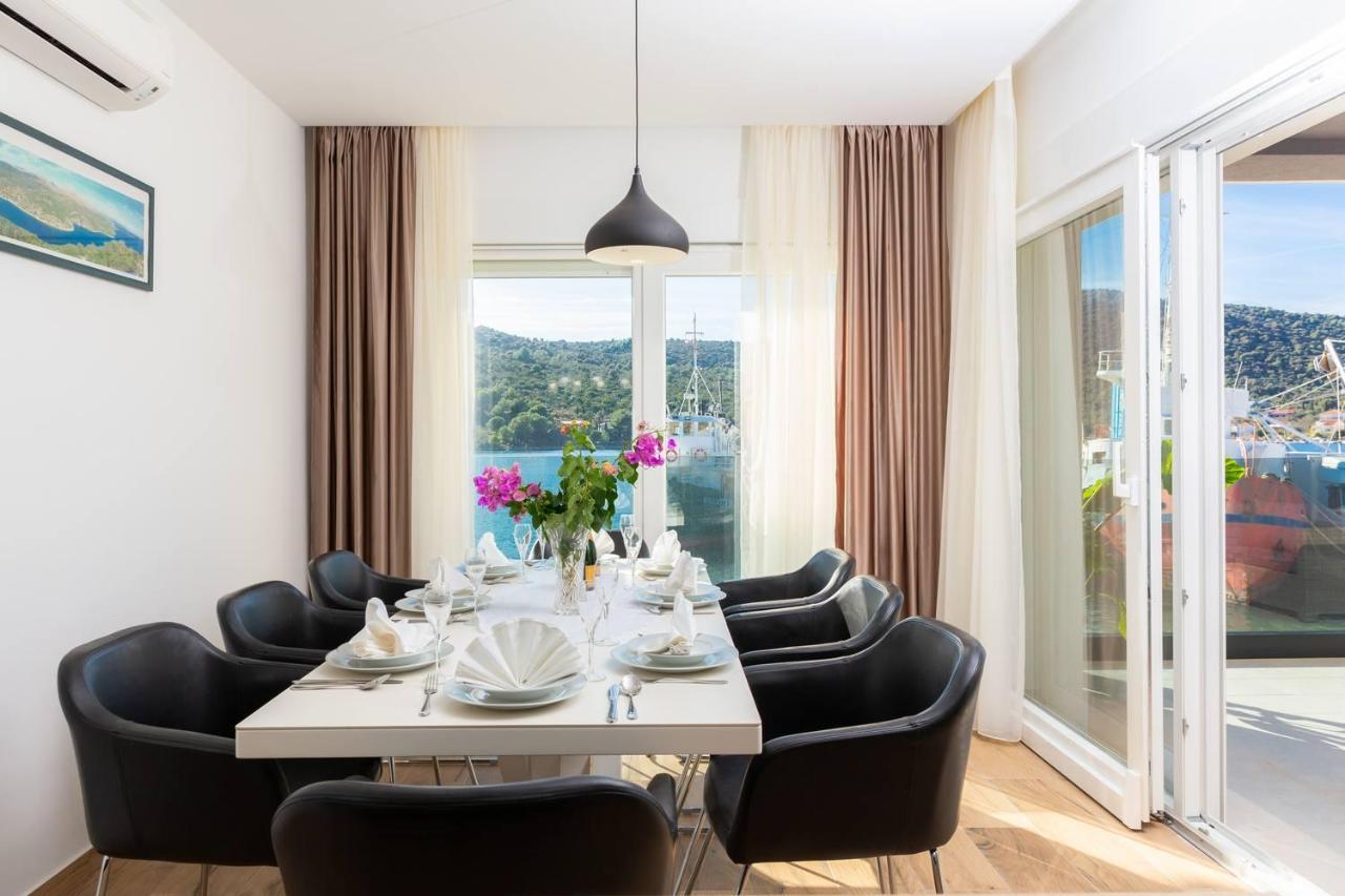 Beachfront Luxury Villa Vinišće Dış mekan fotoğraf